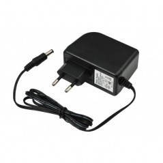 Stromversorgung 220V AC in / 12V DC (2A)